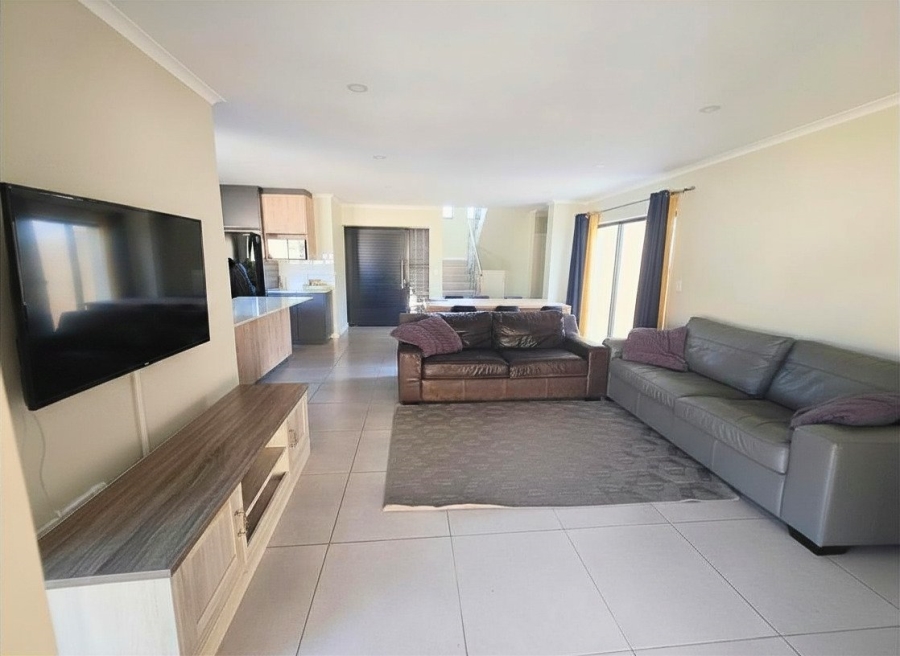 5 Bedroom Property for Sale in Sandown Western Cape